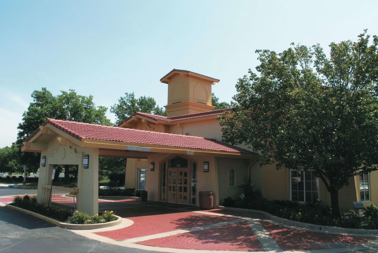 La Quinta Inn By Wyndham Kansas City Lenexa - thumb 20