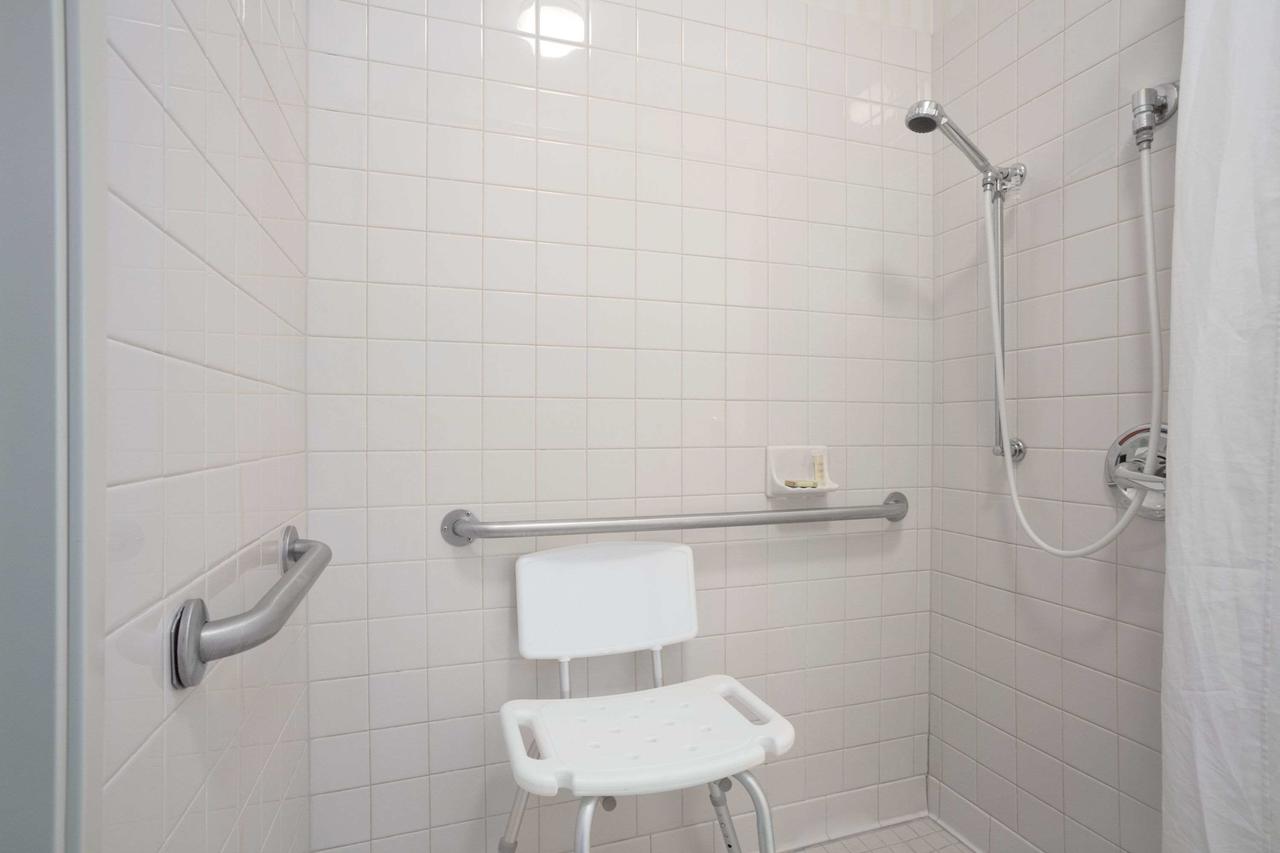 Super 8 By Wyndham Overland Park KC Area/Convention Center - thumb 19