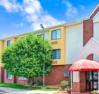 Super 8 by Wyndham Overland Park KC Area/Convention Center - USA Accommodation