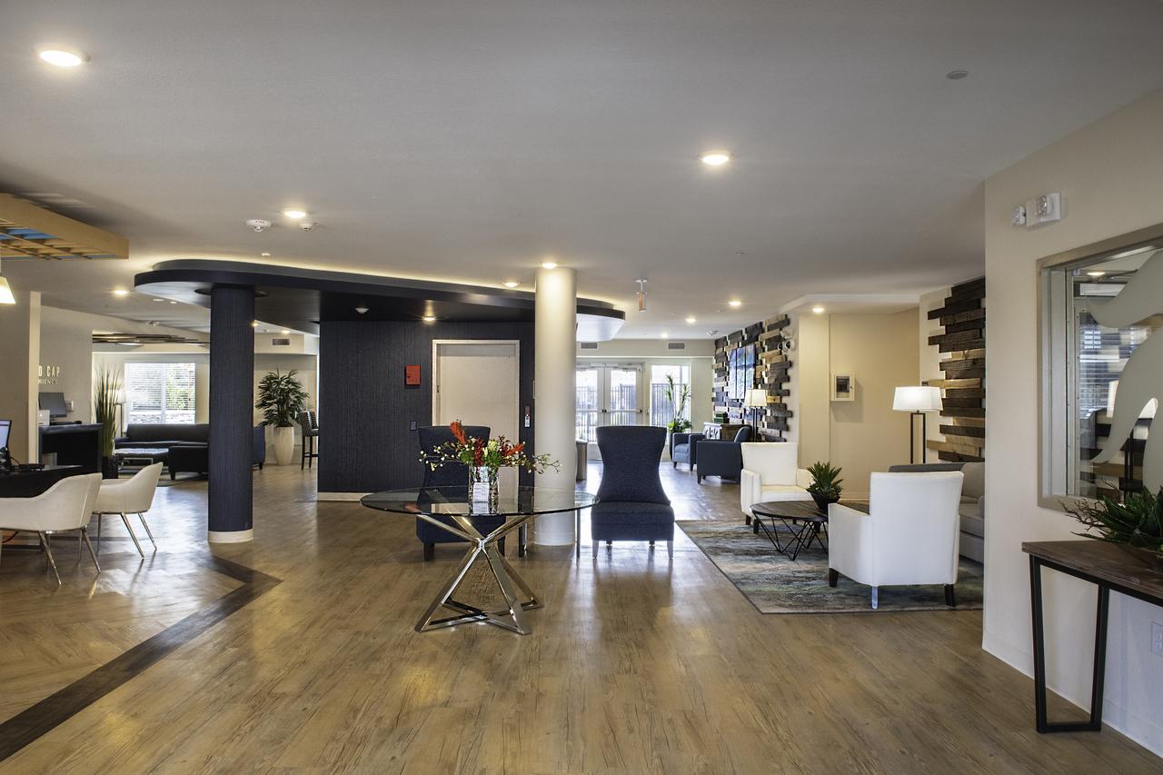 WaterWalk- Kansas City- Overland Park - thumb 10