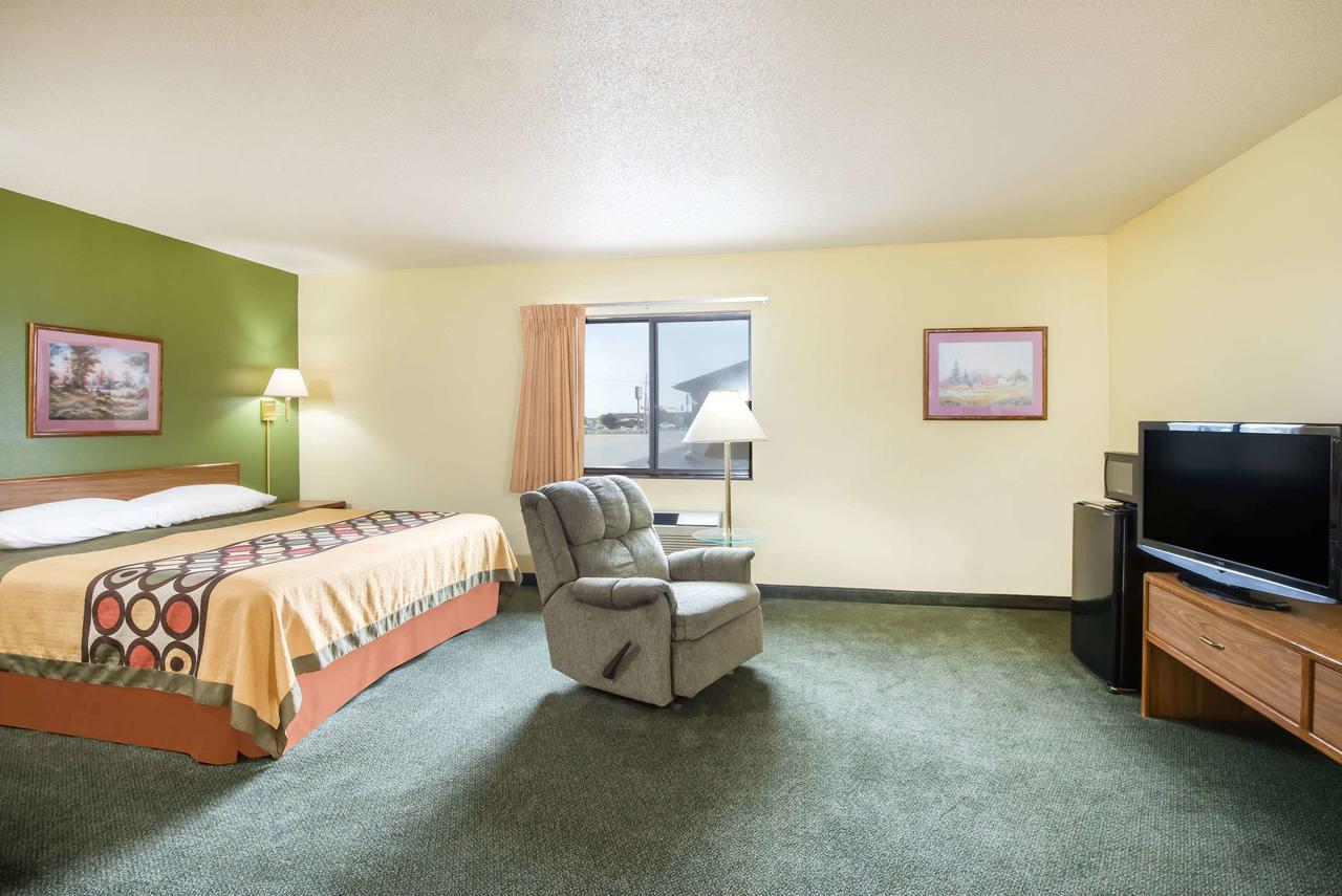 Super 8 By Wyndham Colby - thumb 18