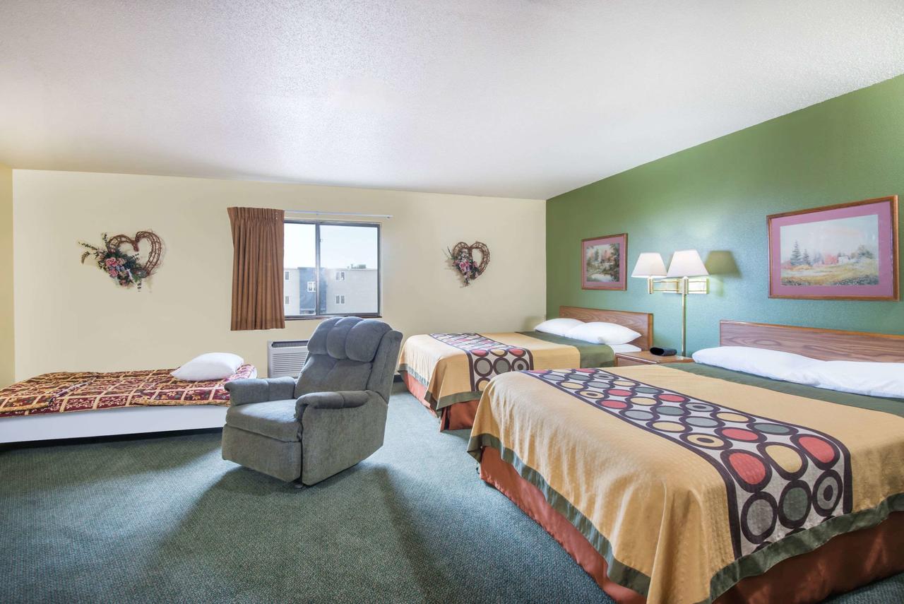 Super 8 By Wyndham Colby - thumb 24