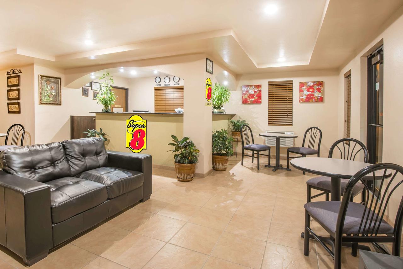 Super 8 By Wyndham Colby - thumb 25