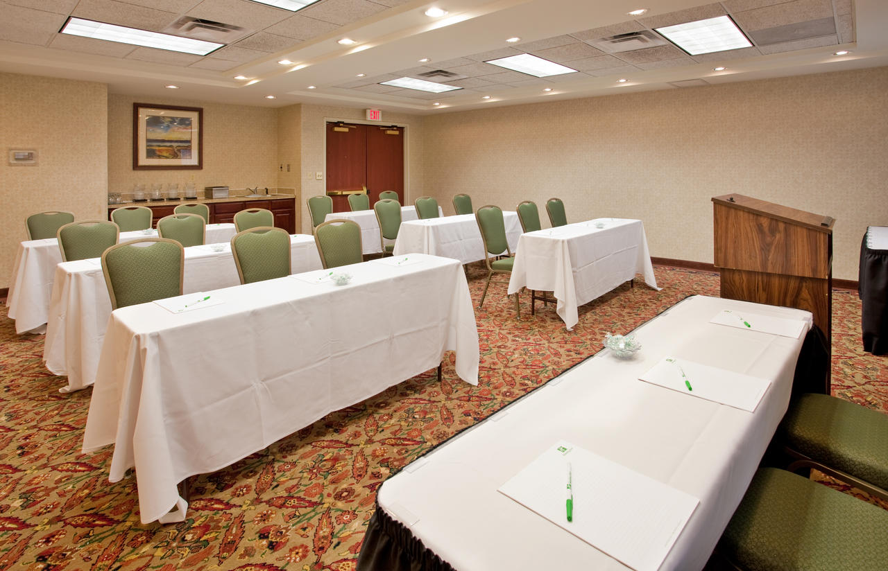 Holiday Inn Hotel & Suites Overland Park-Convention Center - thumb 21