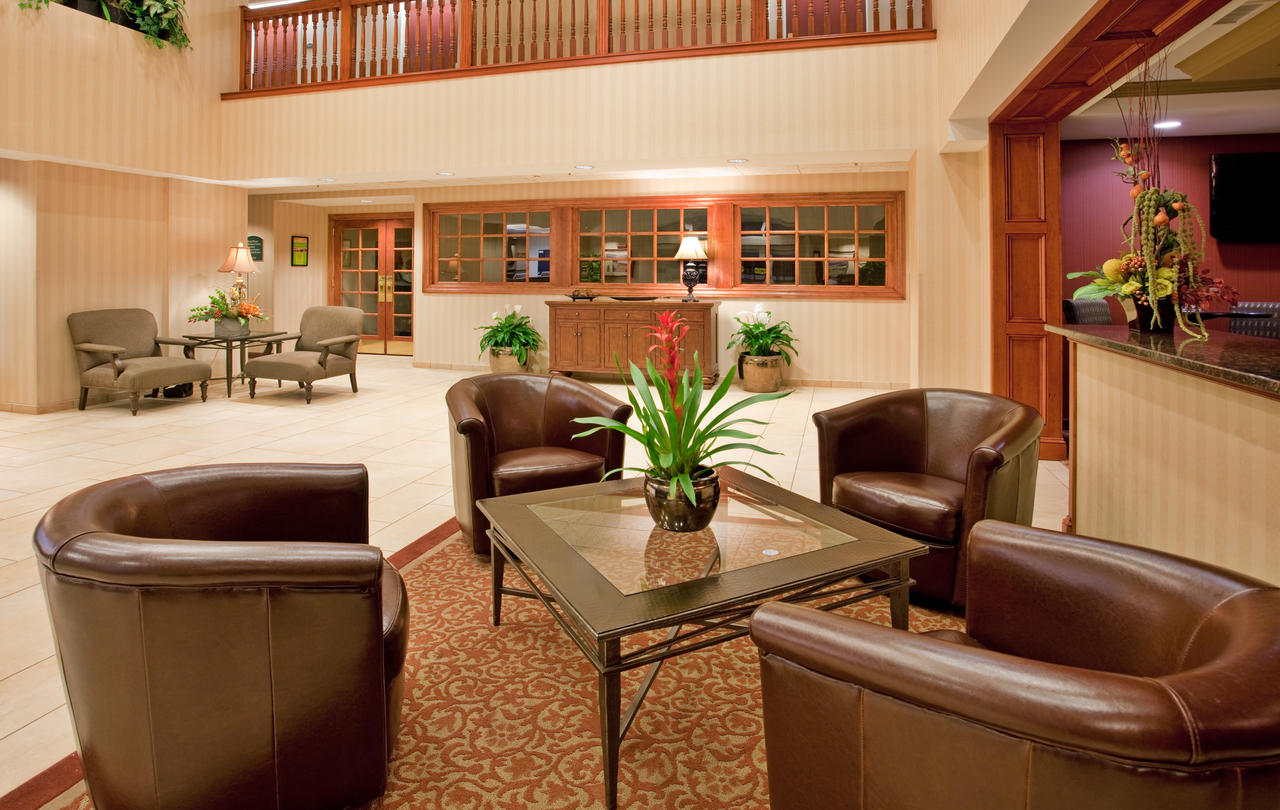 Holiday Inn Hotel & Suites Overland Park-Convention Center - thumb 3