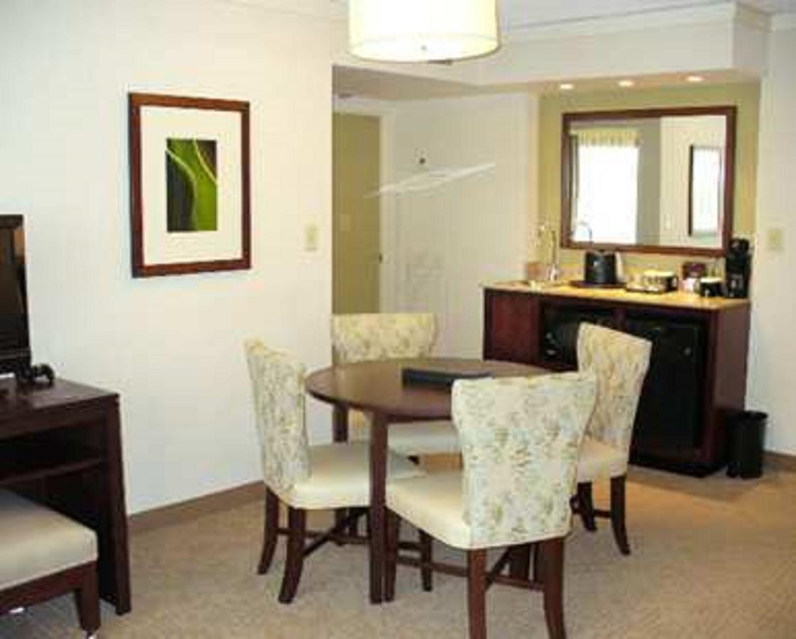 Embassy Suites Kansas City - Overland Park - thumb 22