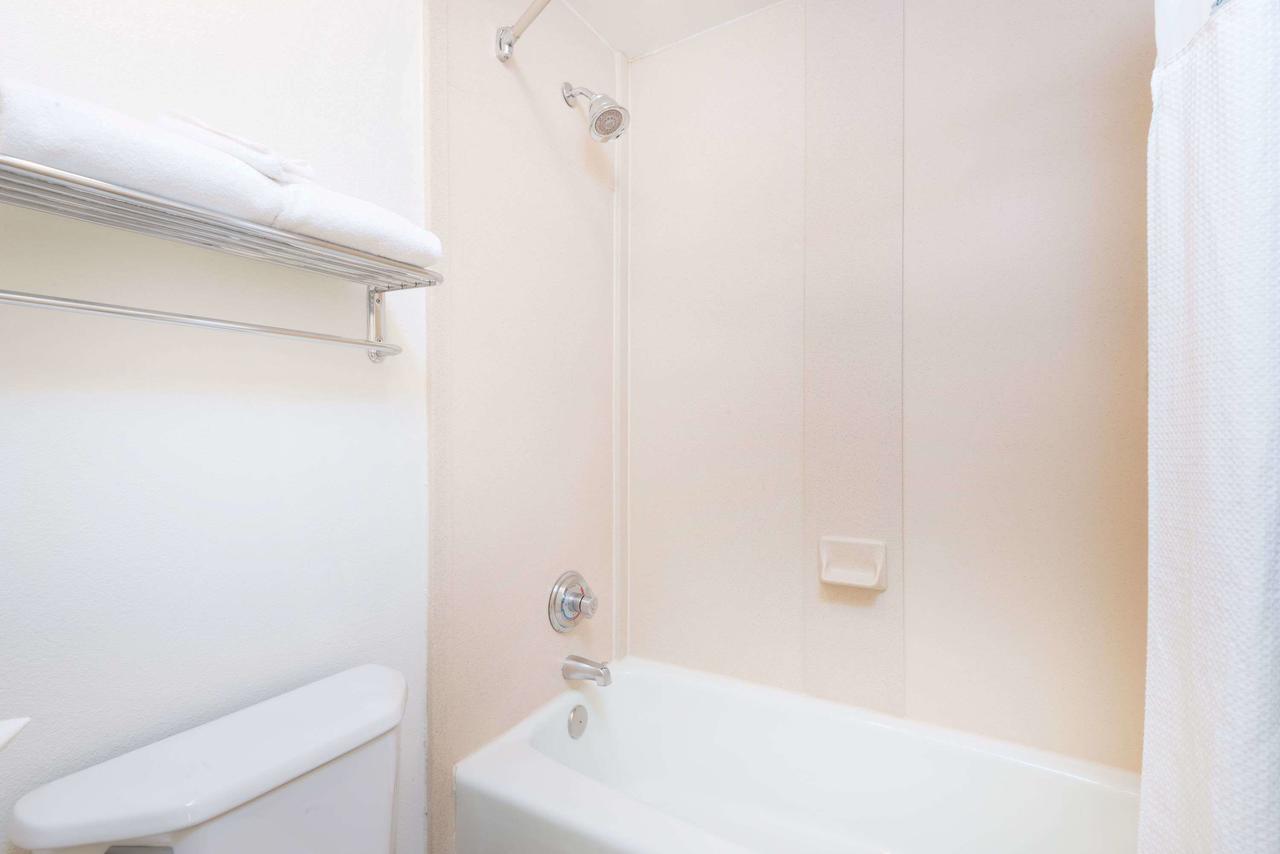 Wyndham Garden Wichita Downtown - thumb 34