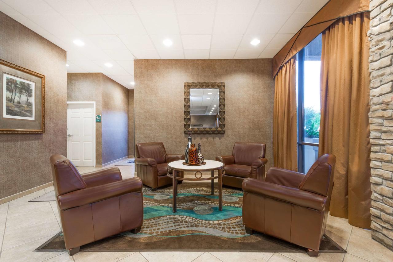 Wyndham Garden Wichita Downtown - thumb 33