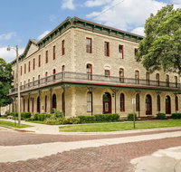 Historic Elgin Hotel - USA Accommodation