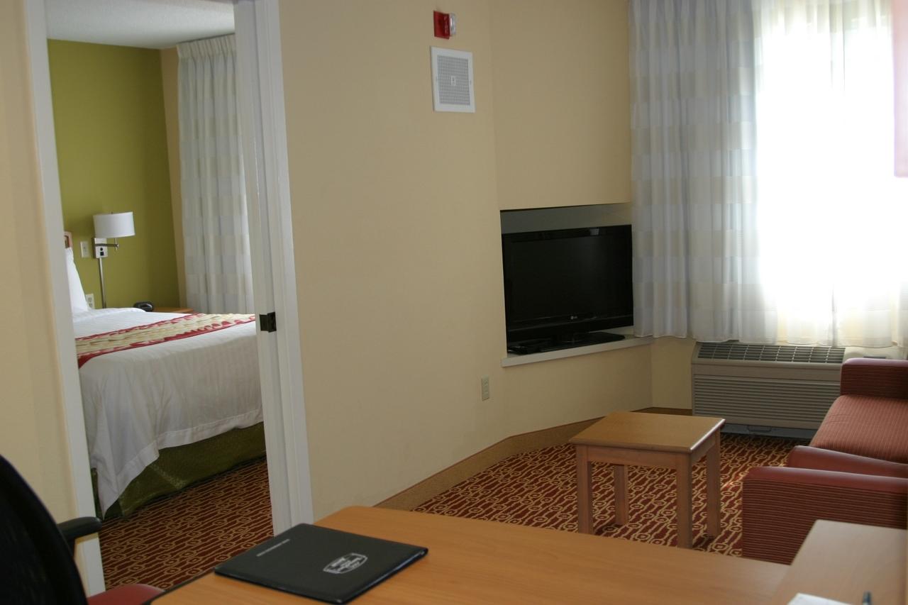 TownePlace Suites Wichita East - thumb 16