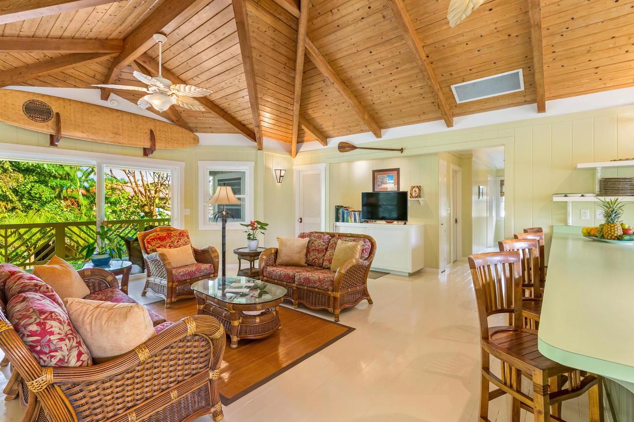 Hale Pulelehua TVNC#1238 - thumb 1