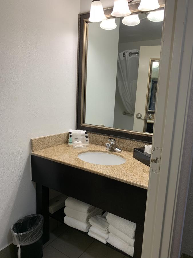 Country Inn & Suites By Radisson, Georgetown, KY - thumb 16