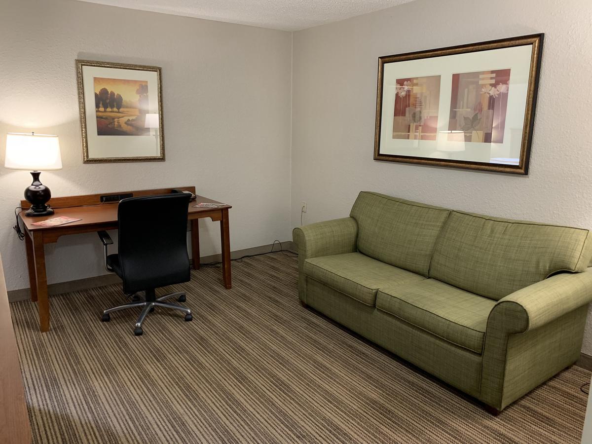 Country Inn & Suites By Radisson, Georgetown, KY - thumb 5