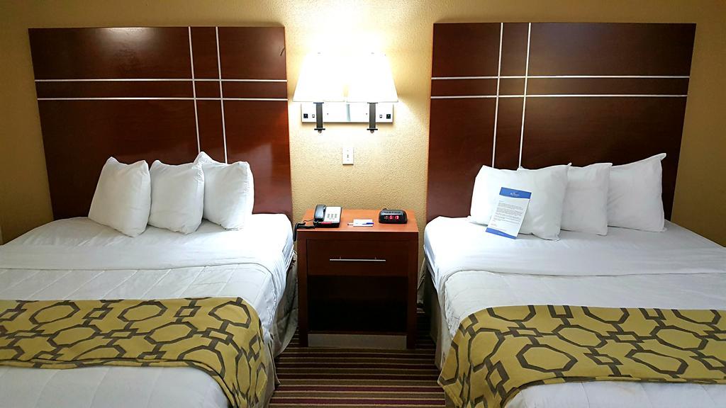 Baymont By Wyndham Bowling Green - thumb 35