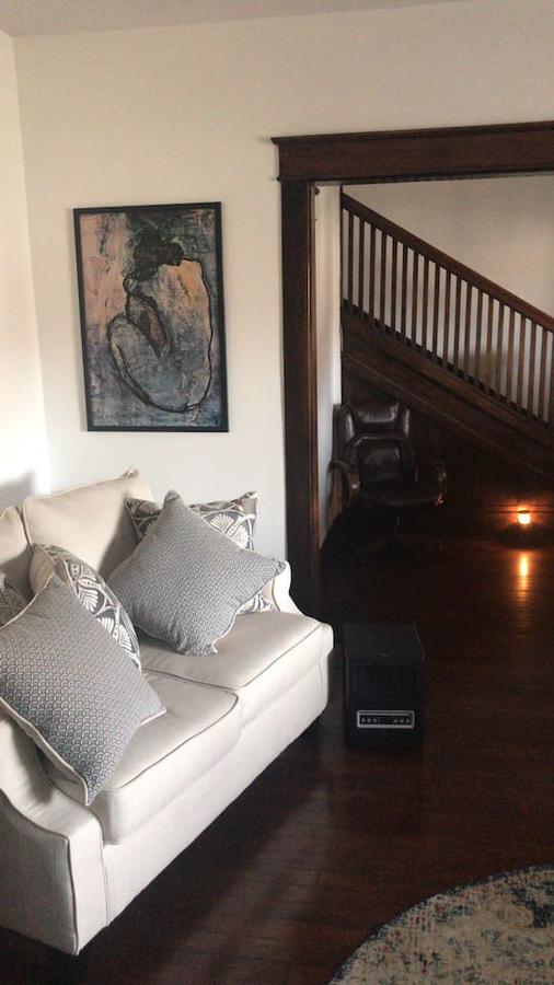 The Gambrel House - thumb 4