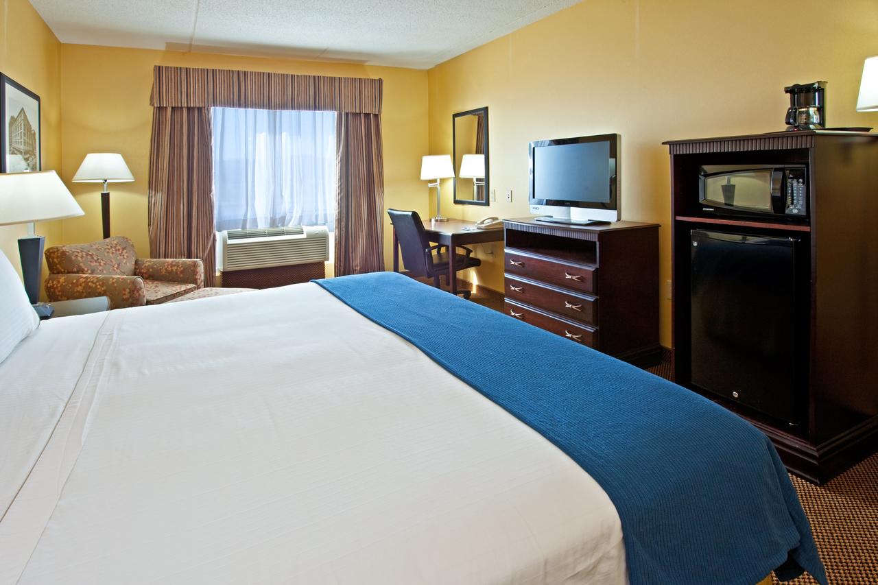 Holiday Inn Express Hotel & Suites Louisville South-Hillview - thumb 18