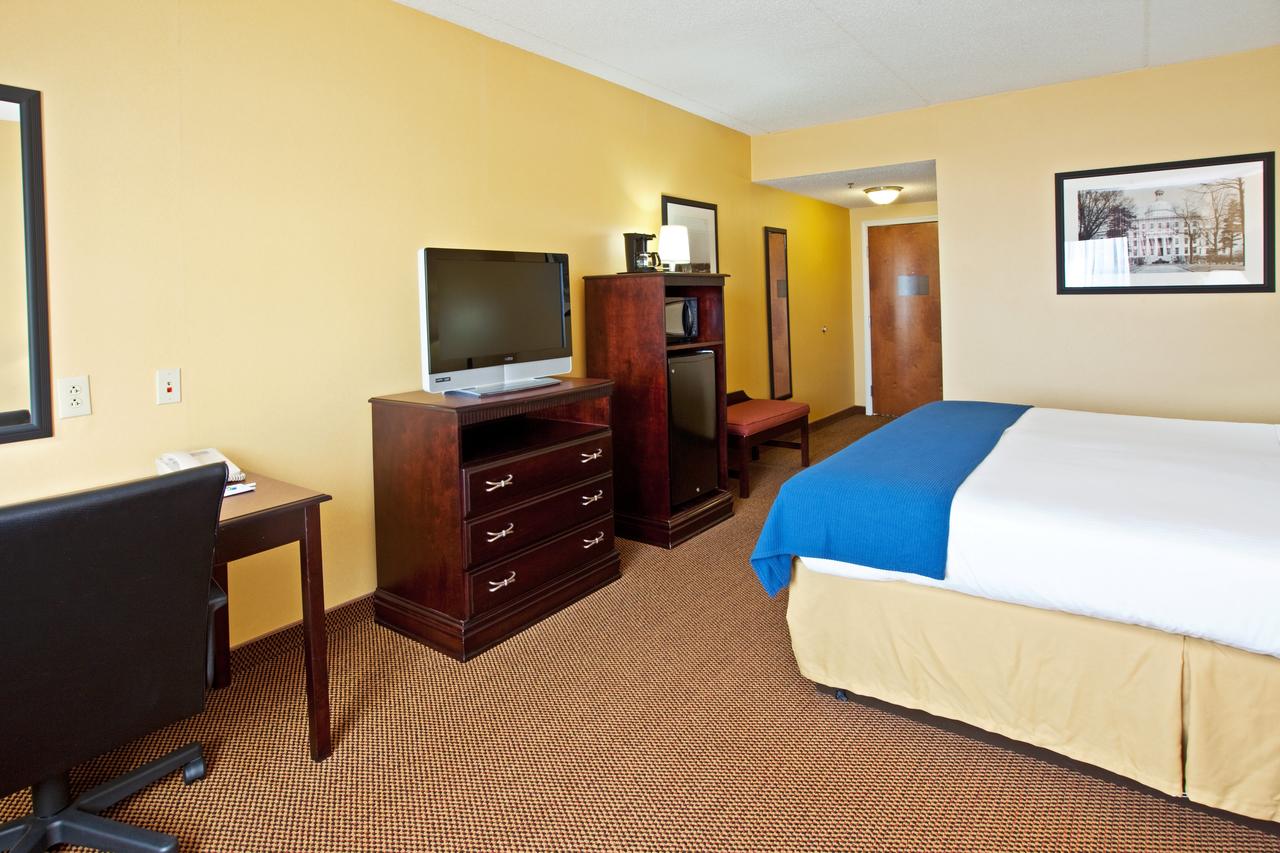 Holiday Inn Express Hotel & Suites Louisville South-Hillview - thumb 21