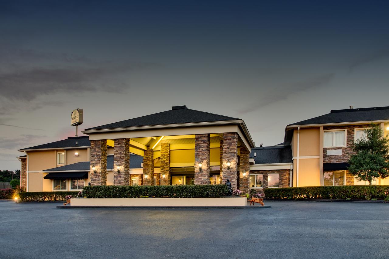 Wingfield Inn & Suites - thumb 27