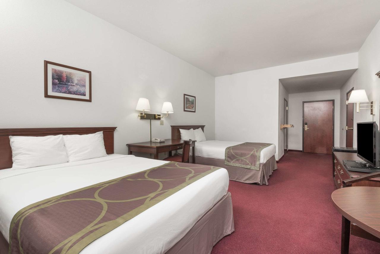 Super 8 By Wyndham Grayson - thumb 18