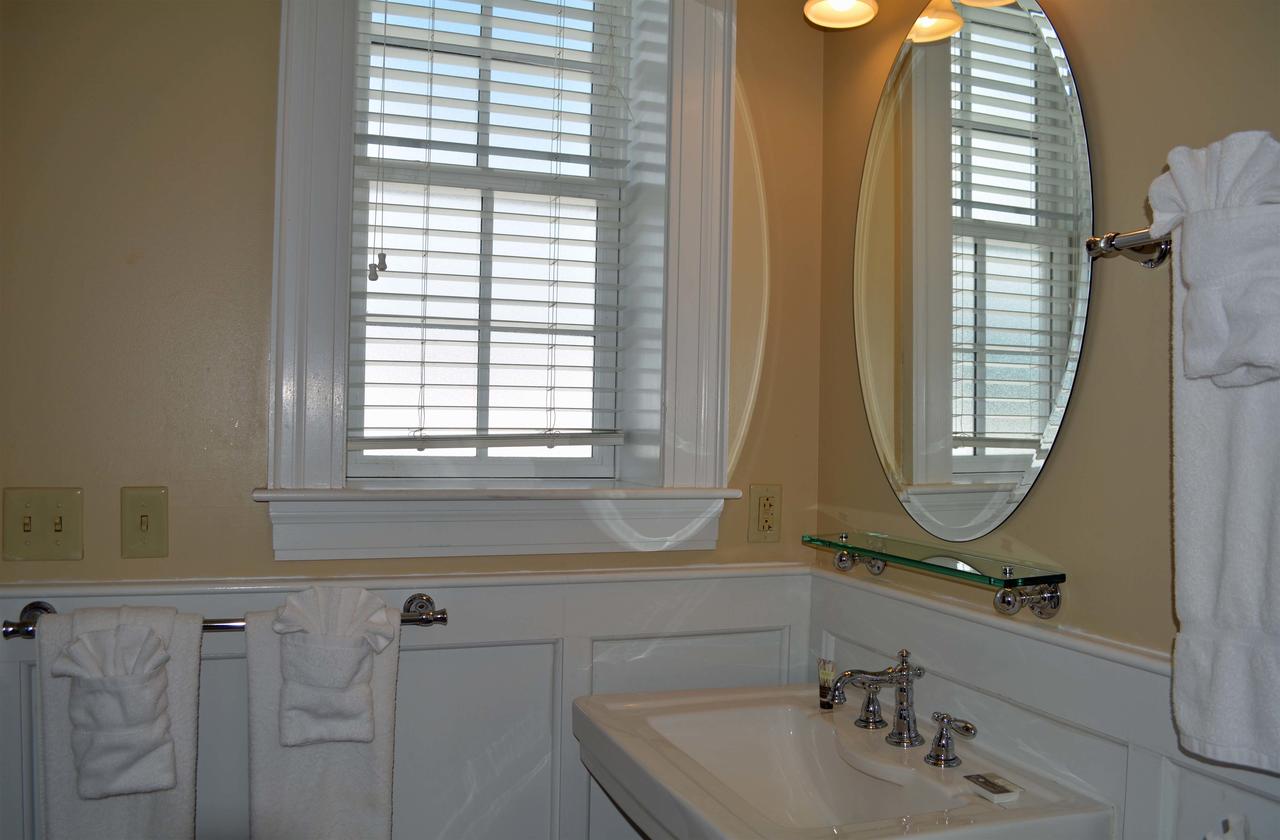 Historic Boone Tavern - thumb 35