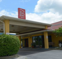 Red Roof Inn Shelbyville - Tourism Bookings