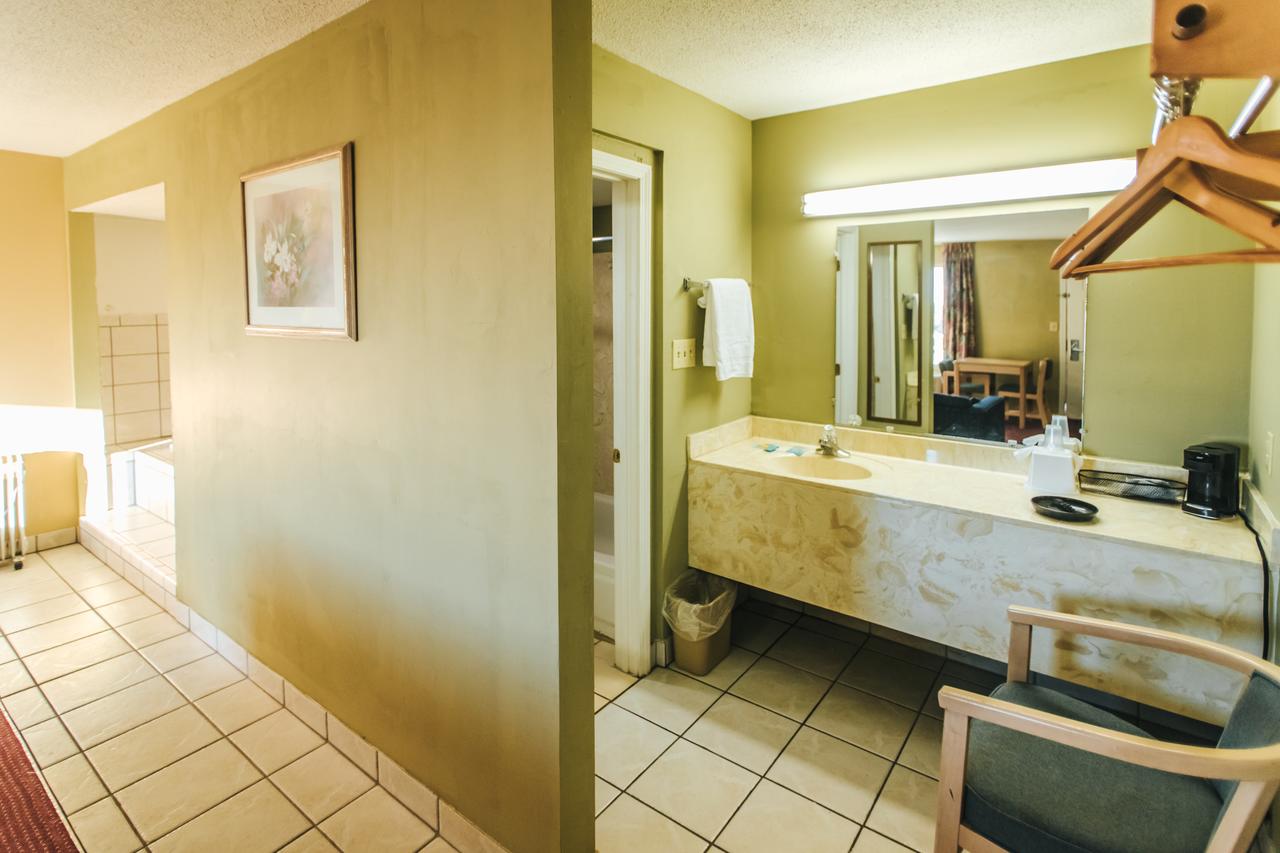 Knights Inn Berea - thumb 21