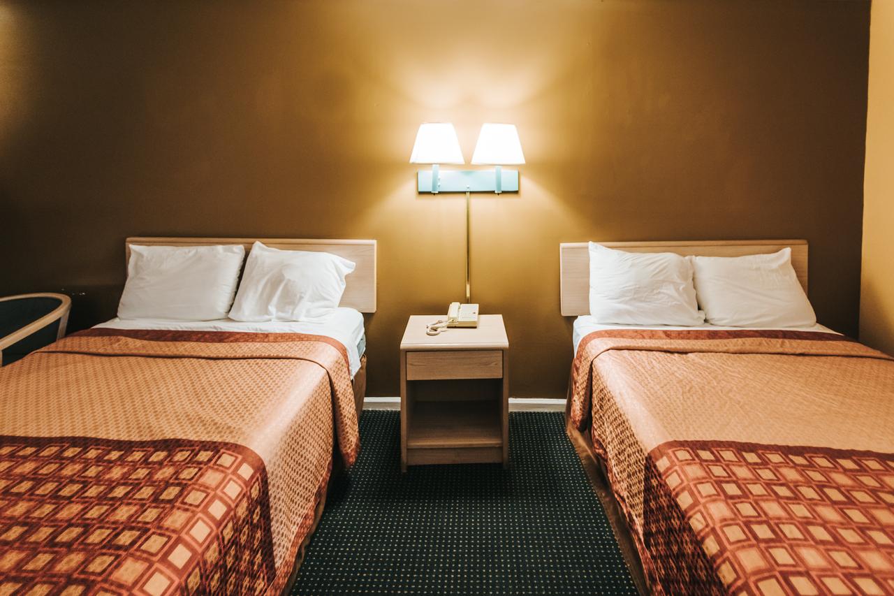 Knights Inn Berea - thumb 13