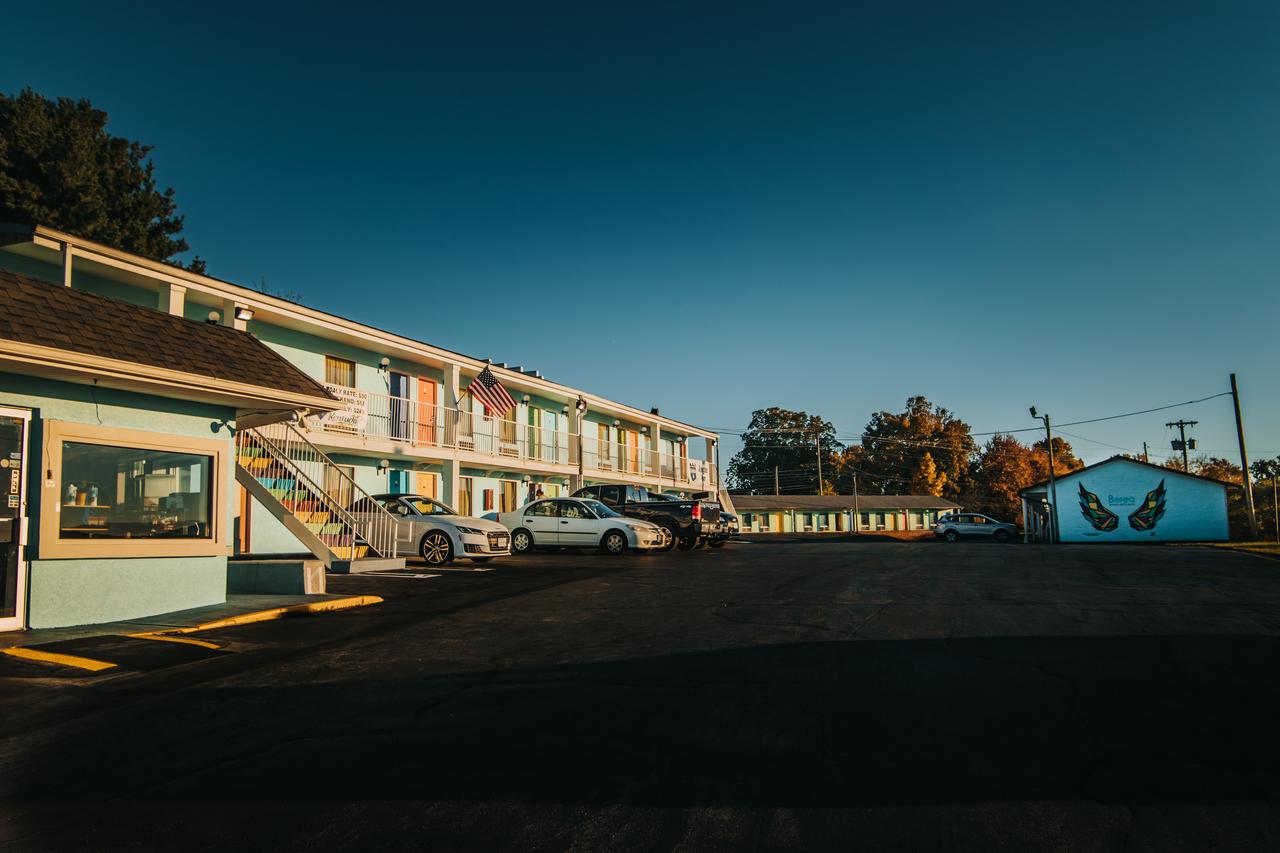 Knights Inn Berea - thumb 24