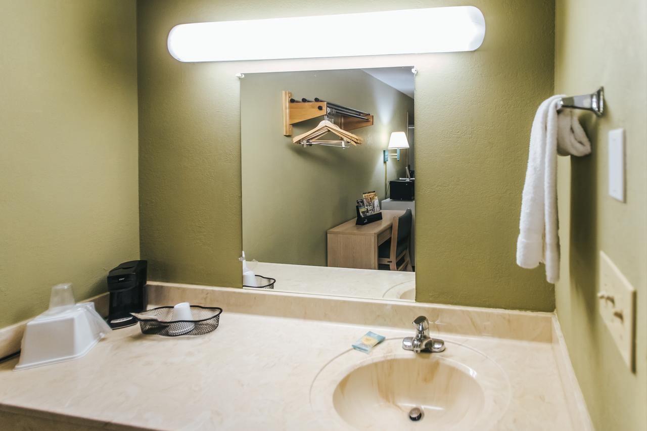 Knights Inn Berea - thumb 20