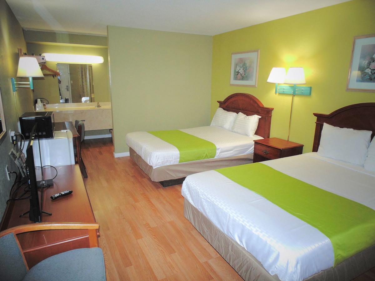 Knights Inn Berea - thumb 6