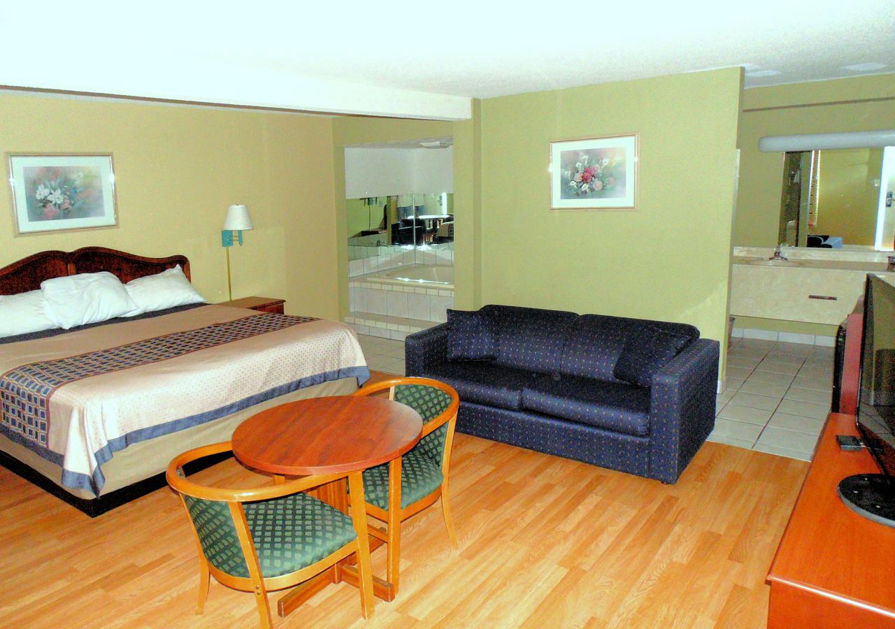 Knights Inn Berea - thumb 8