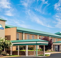 Days Inn by Wyndham Bowling Green - Tourism Bookings