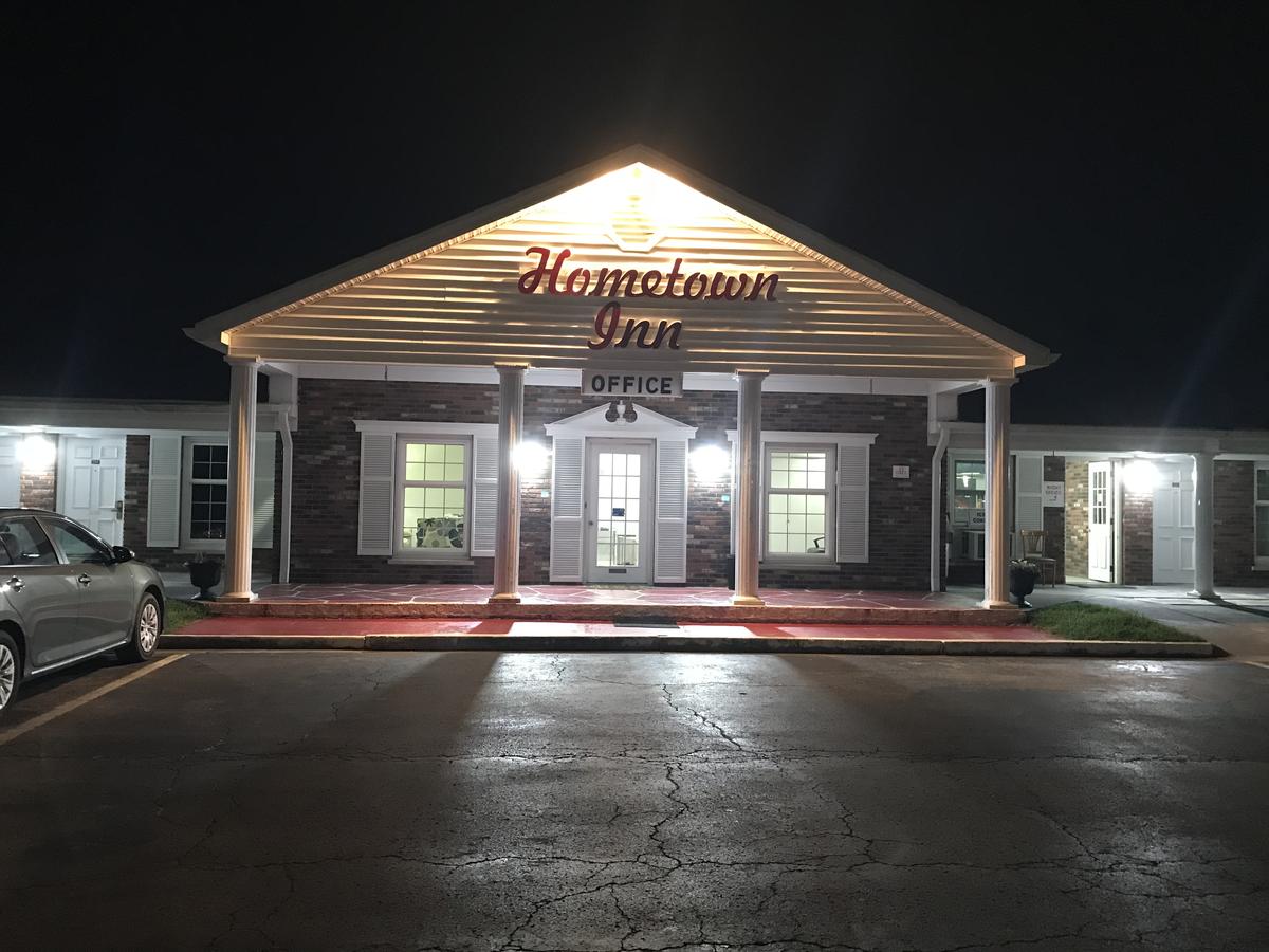 The Hometown Inn - thumb 13