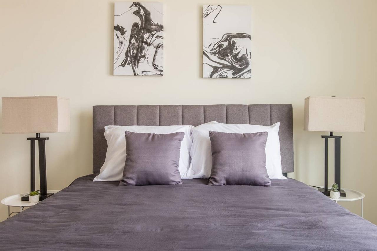 Clean + Calm 1BR Apt By Louisville Slugger Field - thumb 10