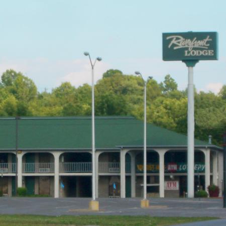 Riverfront Lodge - thumb 10