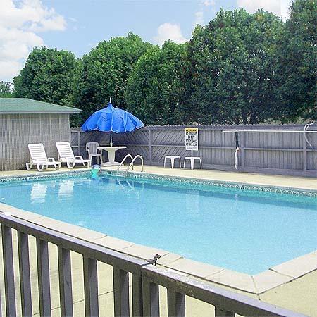 Riverfront Lodge - thumb 2