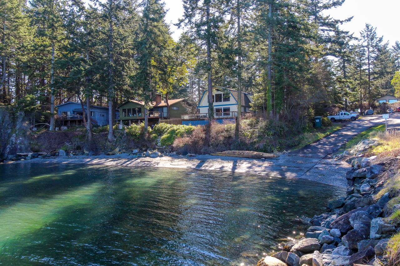 Lopez Island Hunter Bay Waterfront Home - thumb 6