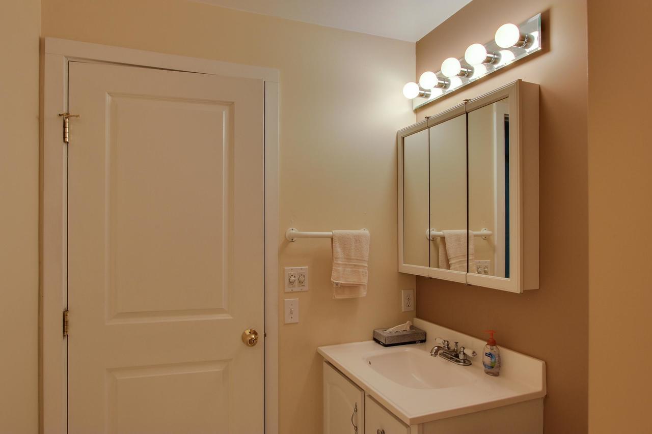 Fisherman Bay Beach House - thumb 16