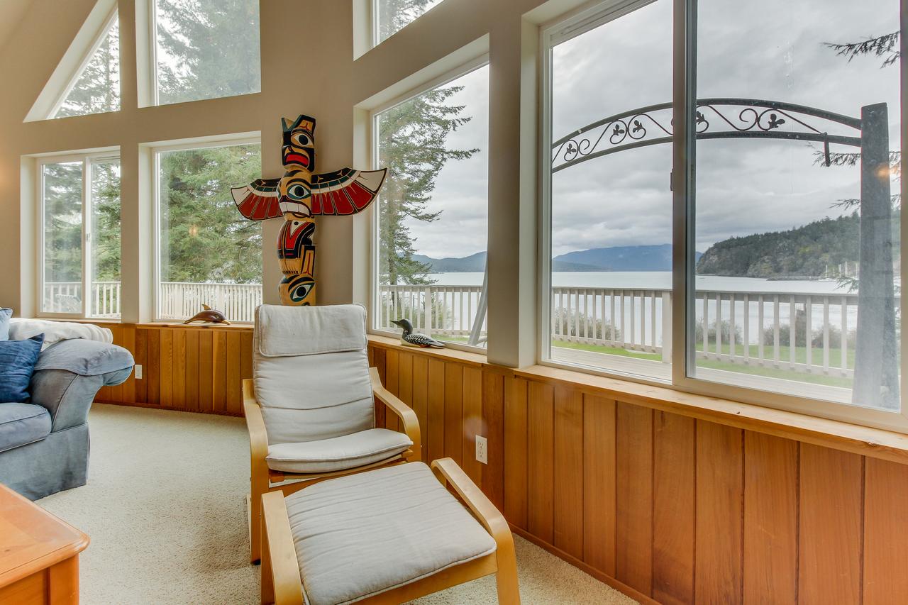 Shoal Bay Luxury Home - thumb 9