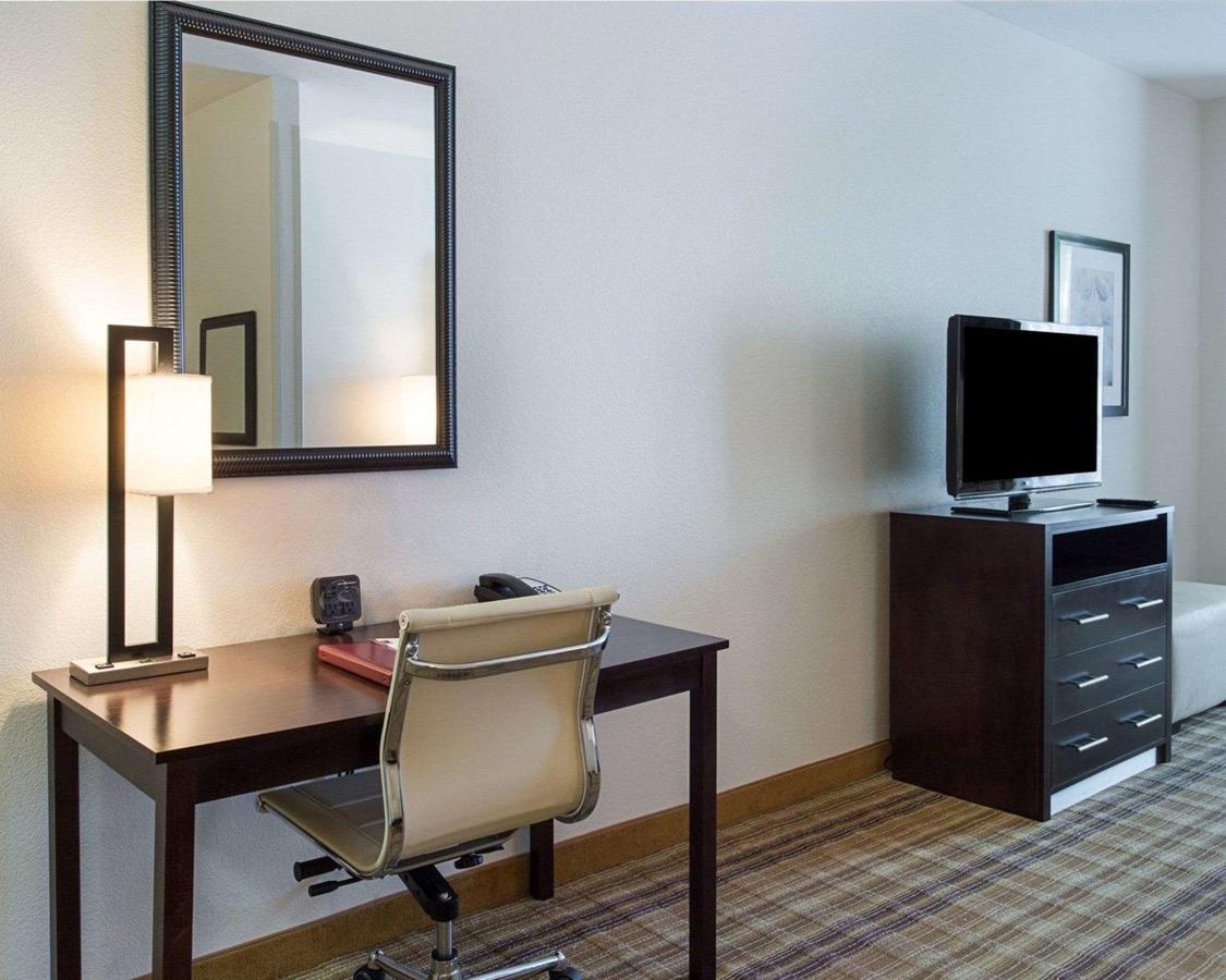 Comfort Suites Mandeville - thumb 23