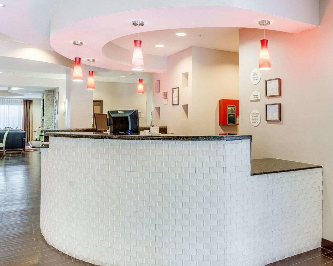 Comfort Suites Mandeville - thumb 8