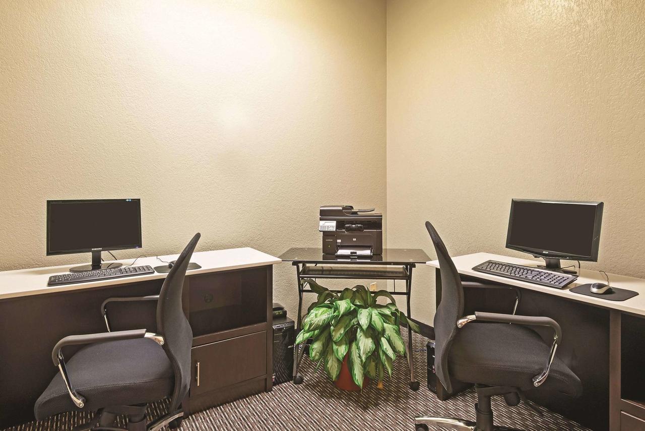 La Quinta By Wyndham New Orleans Airport - thumb 2