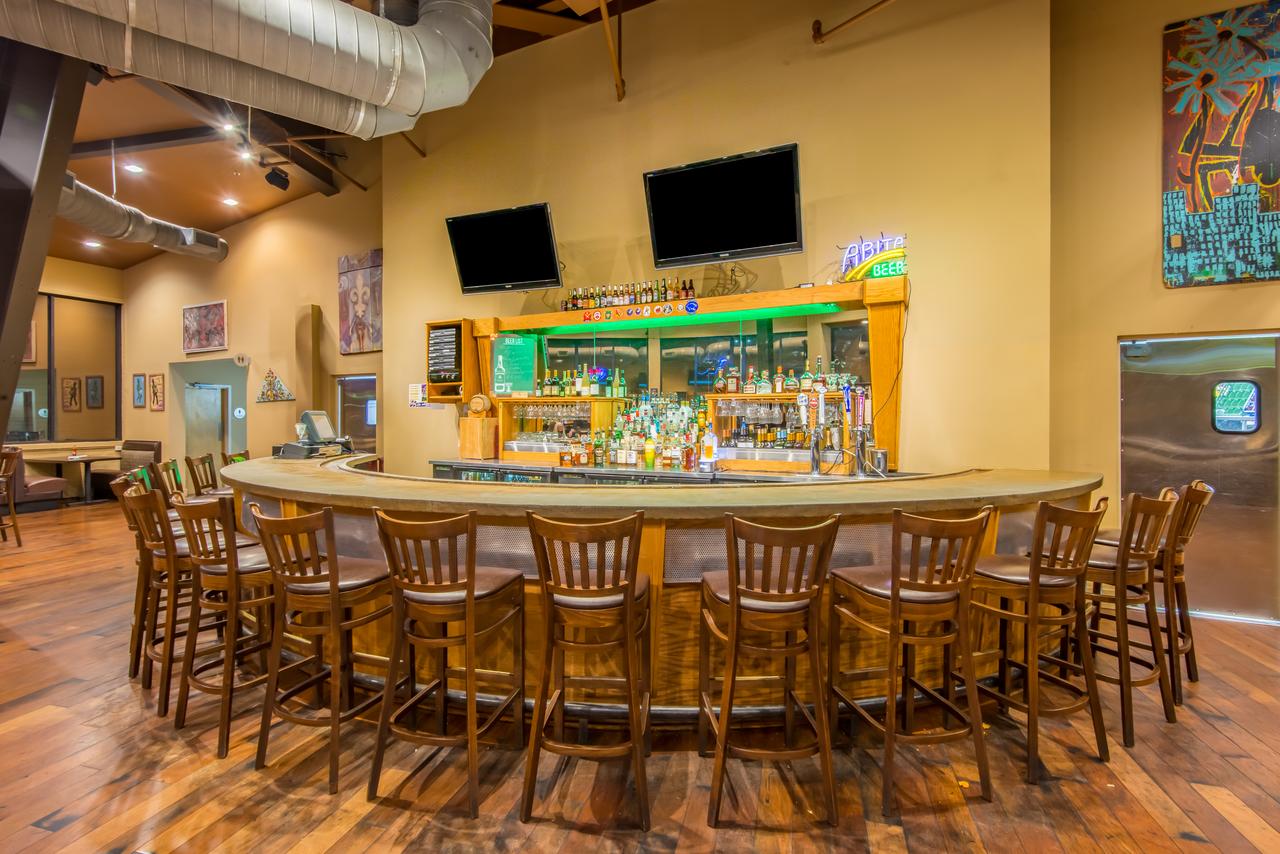 Holiday Inn New Orleans West Bank Tower - thumb 3