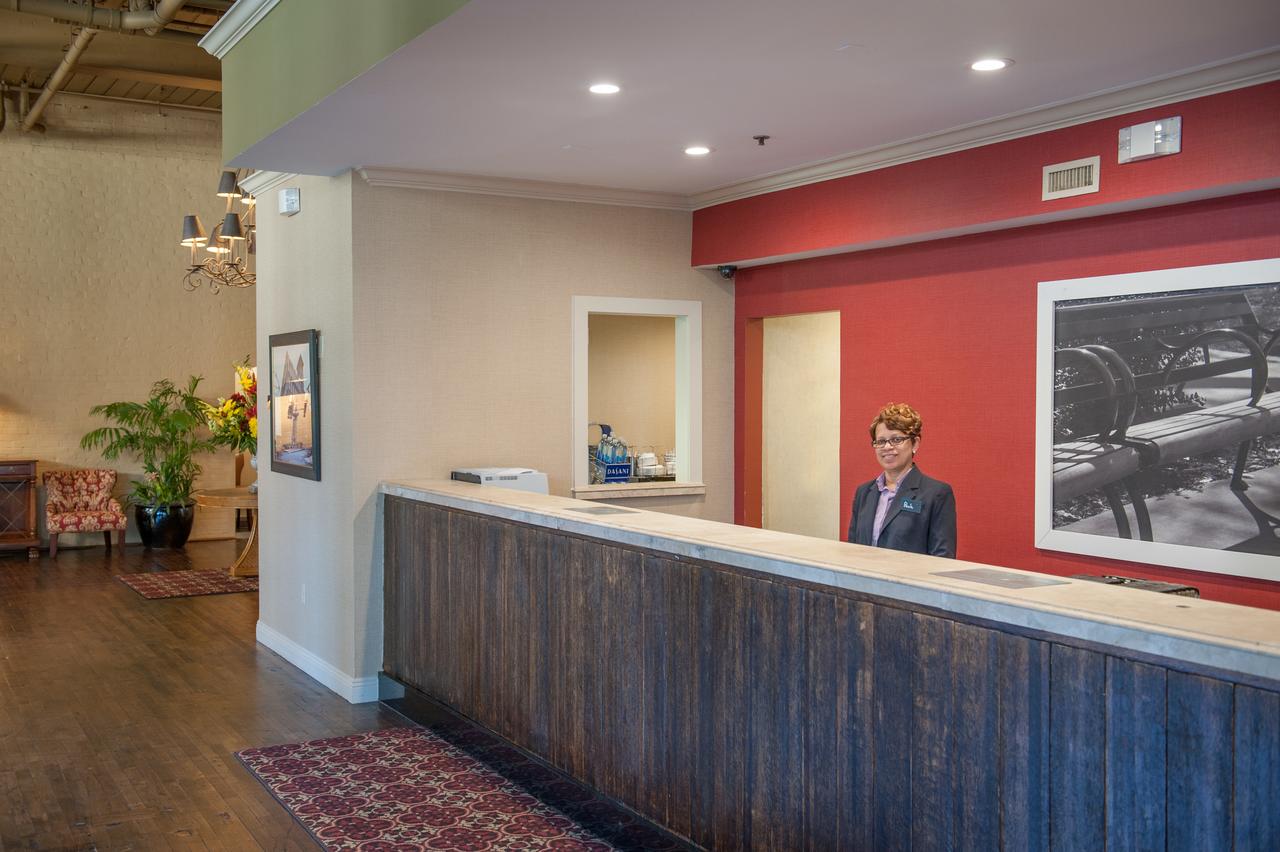 Hampton Inn And Suites New Orleans Convention Center - thumb 19