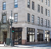 Sonder  Moss Bauer - Tourism Bookings