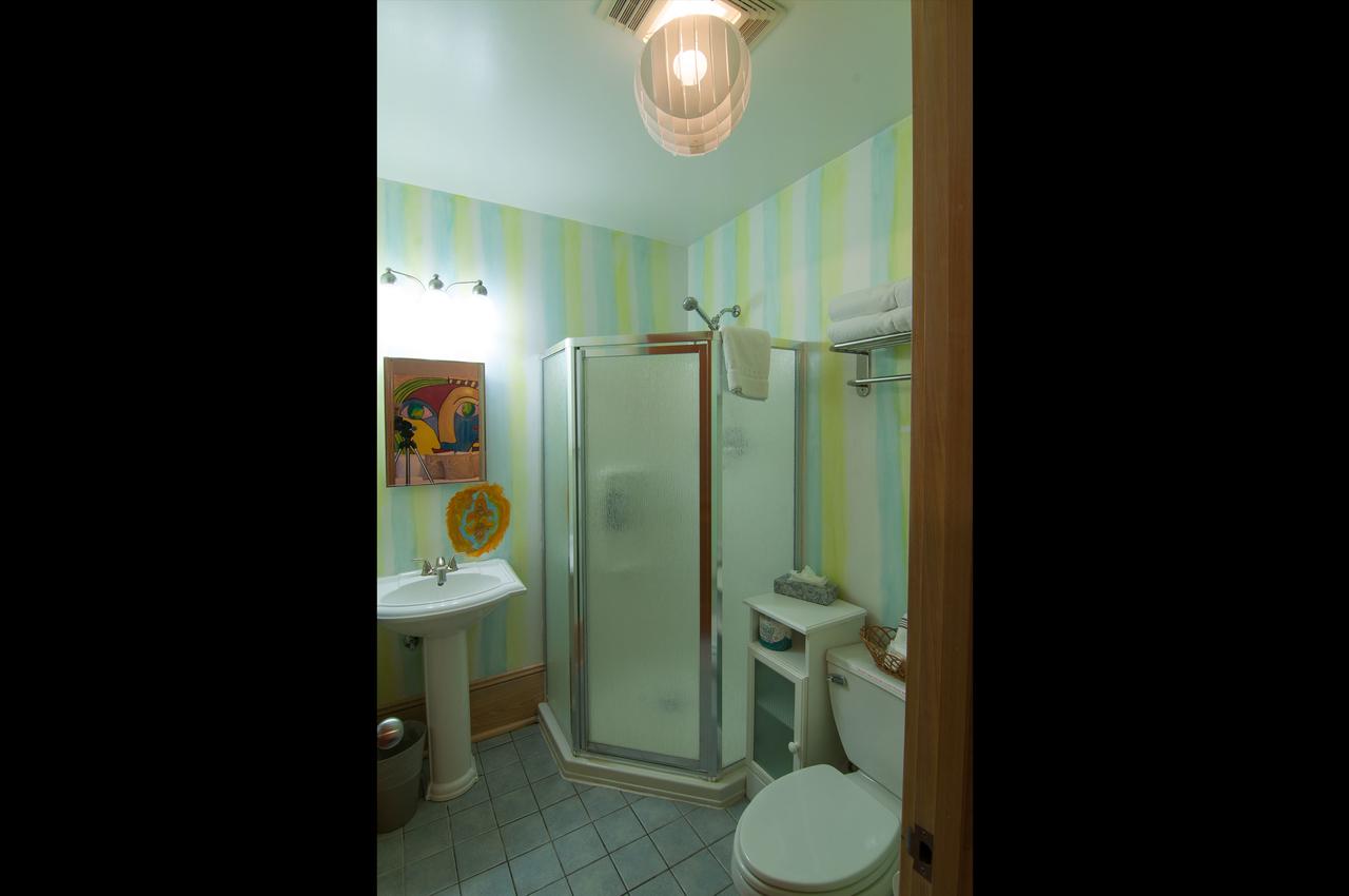 The Saint Philip Hotel - thumb 18