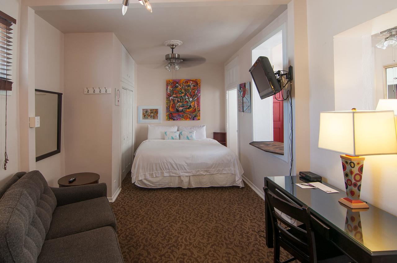 The Saint Philip Hotel - thumb 3