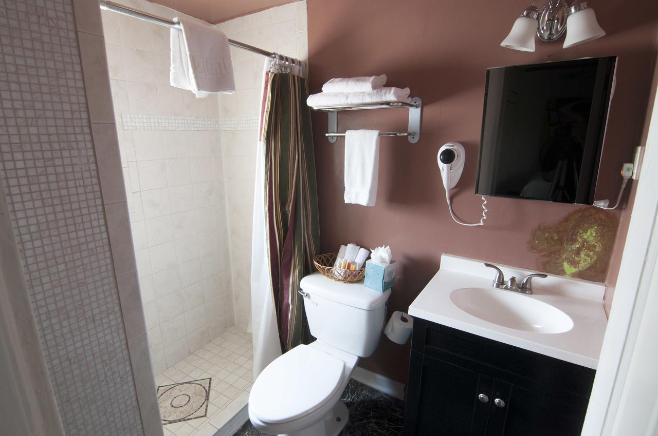 The Saint Philip Hotel - thumb 44