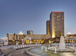 Hilton New Orleans Riverside