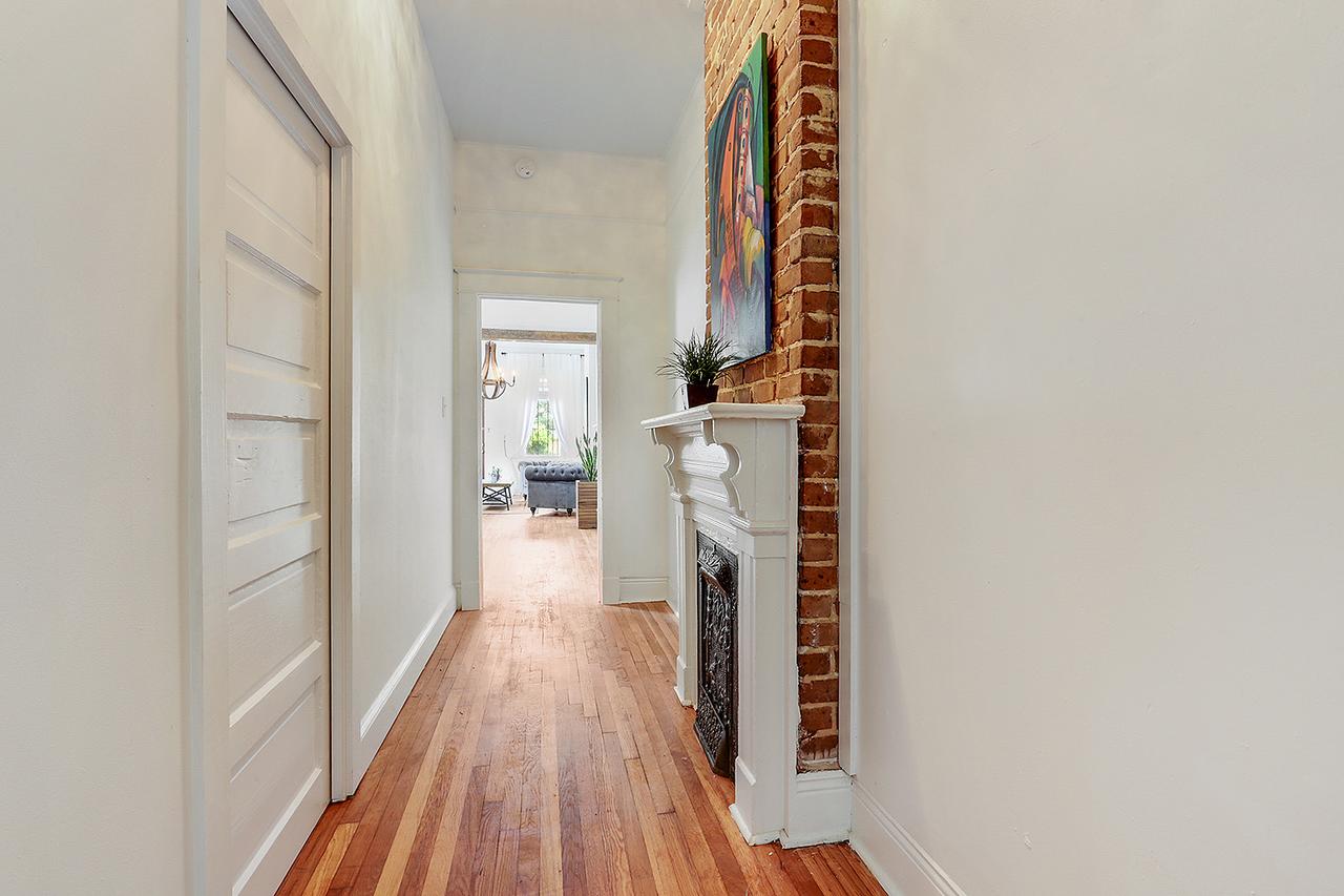 2bd Luxury Modern W Courtyard - thumb 17